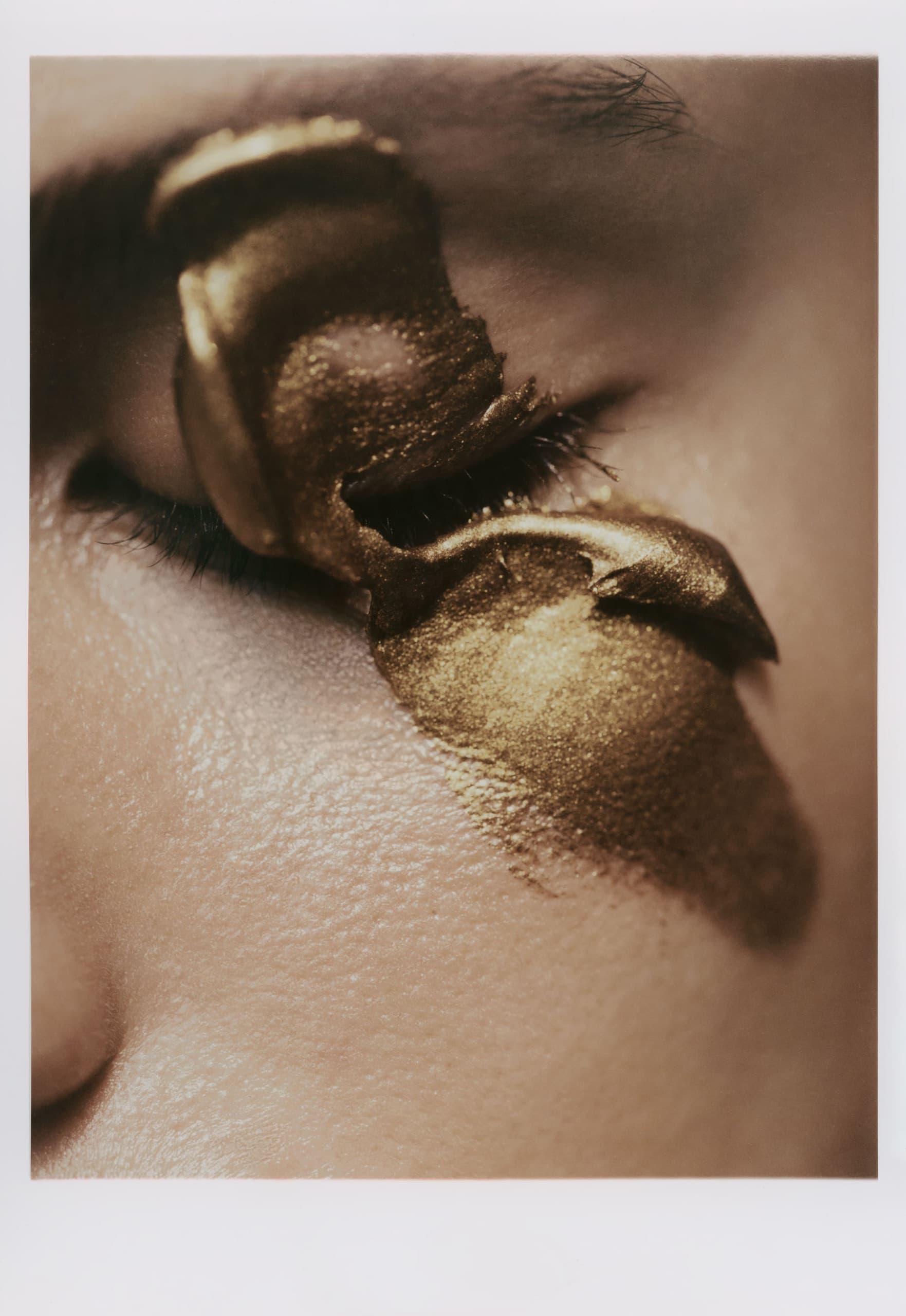Pendant for L'Officiel Brasil — frame 5